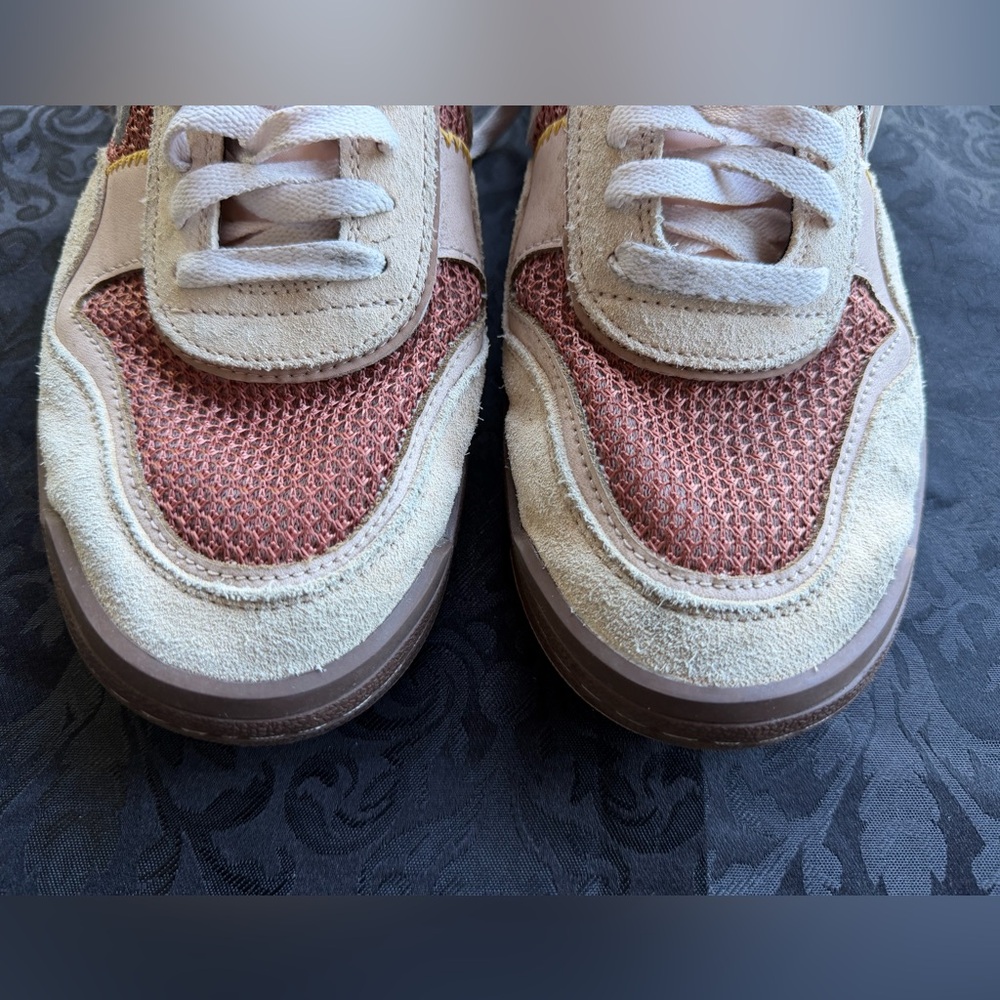 Nike Field General B40
Union LA Shimmer
Size 11.5 - Picture 8 of 9